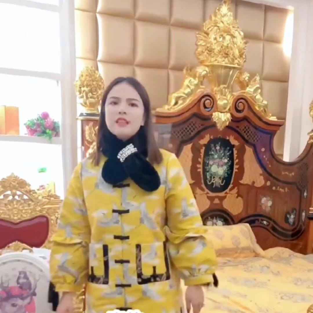 我生气是因为我的努力不被人认可，难道女人就不可以买别墅...