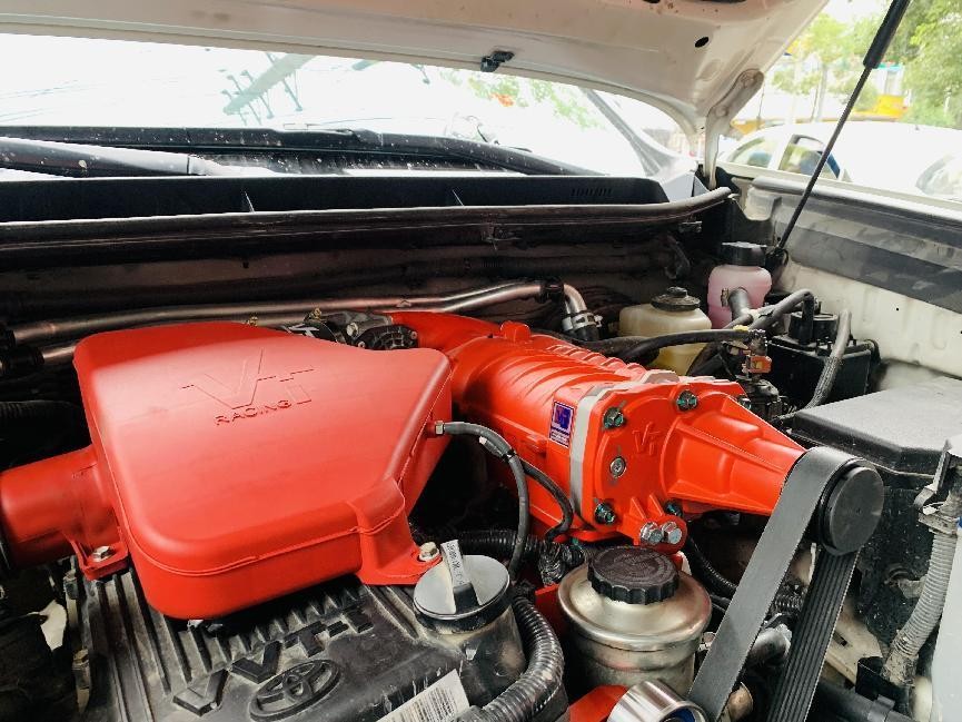 普拉多2700机械增压高原,霸道2700四速的高原上怎么开