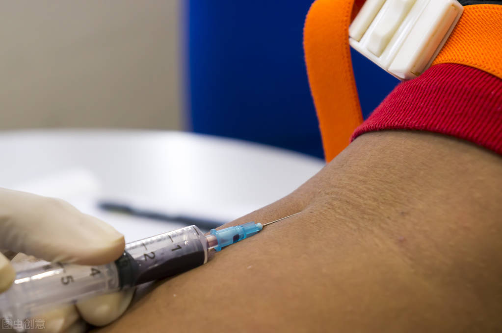 身上起小红点是什么原因造成的,身上的小红点是什么原因造成的