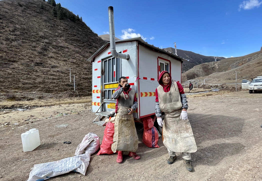 西藏自驾滇藏自由行攻略,又到草原旅游的季节