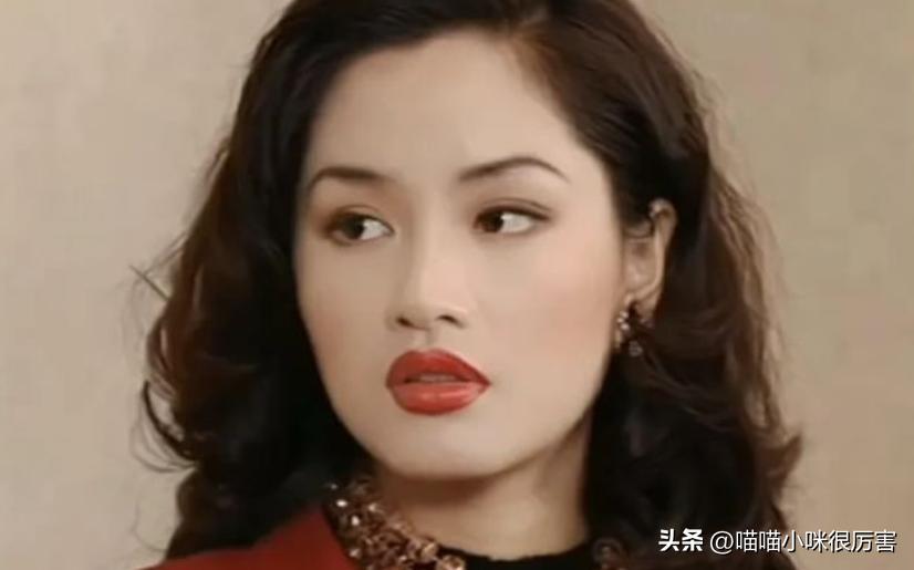 短粗手的女明星,粗短手女星