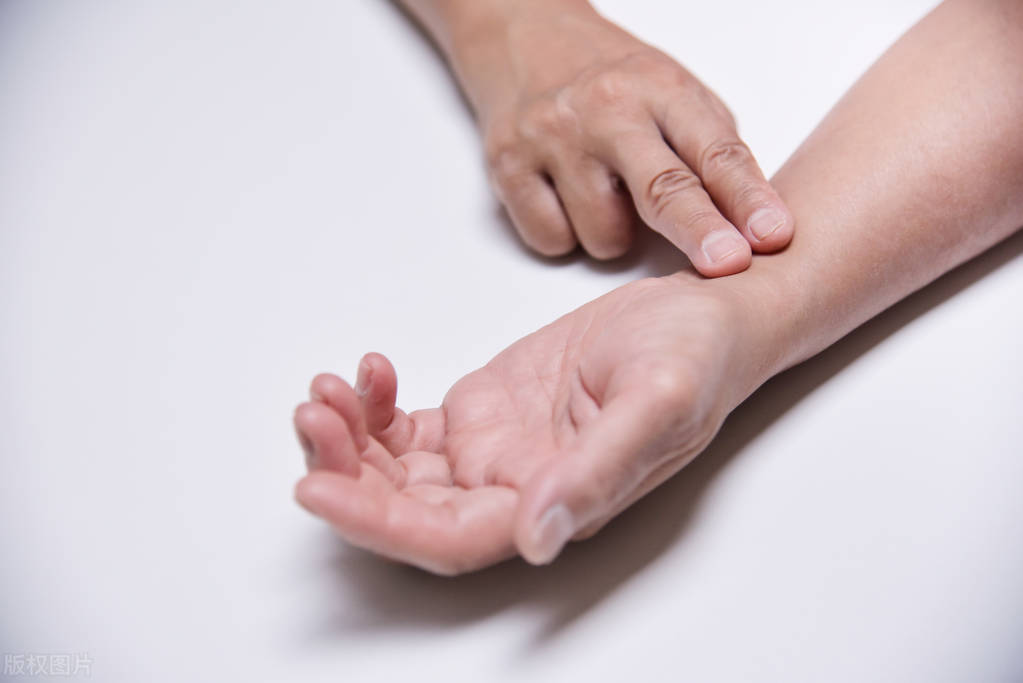 一分钟脉搏跳多少下正常,一分钟脉搏大约跳多少下