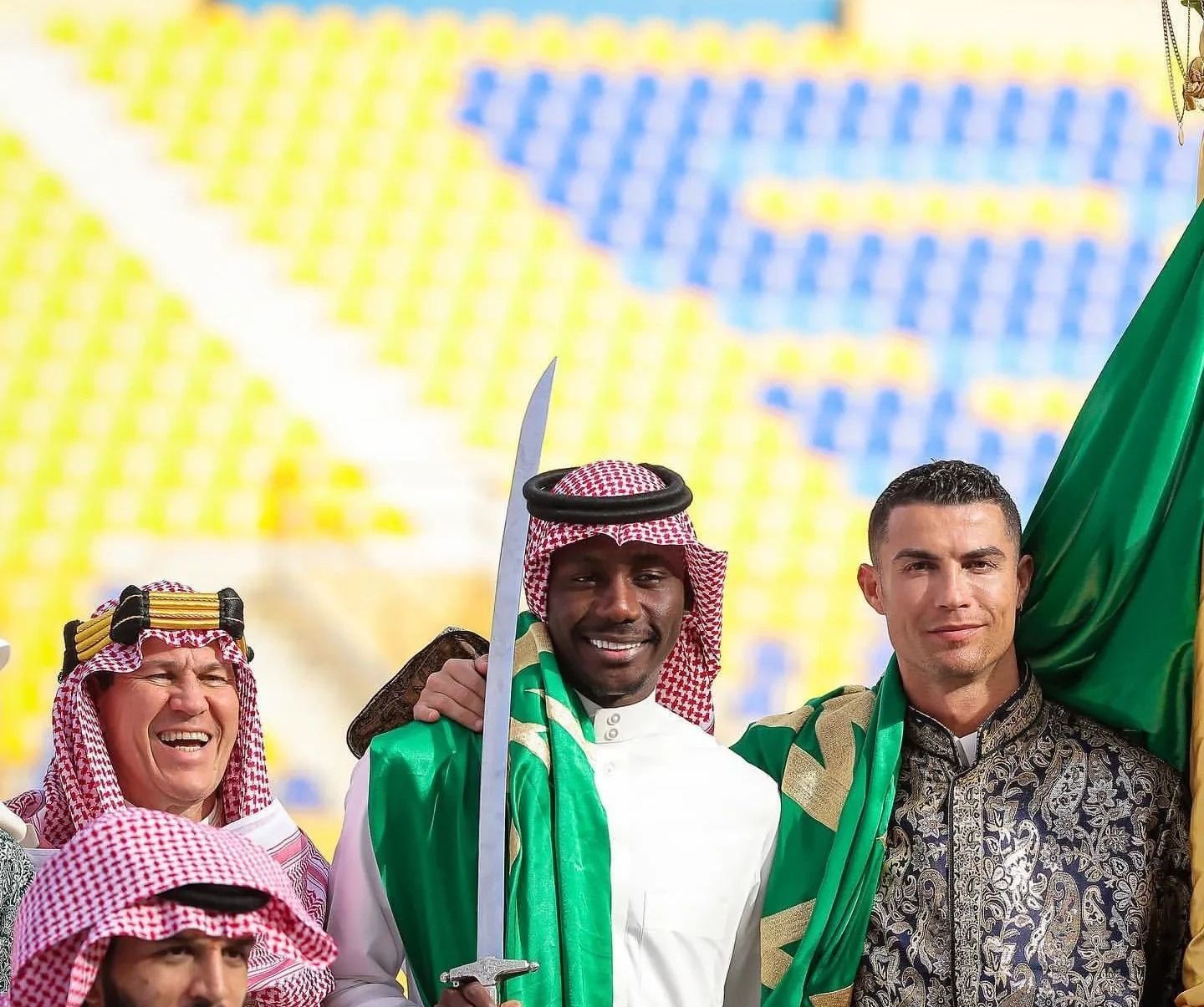 c罗足球沙特,球坛风云人物c罗