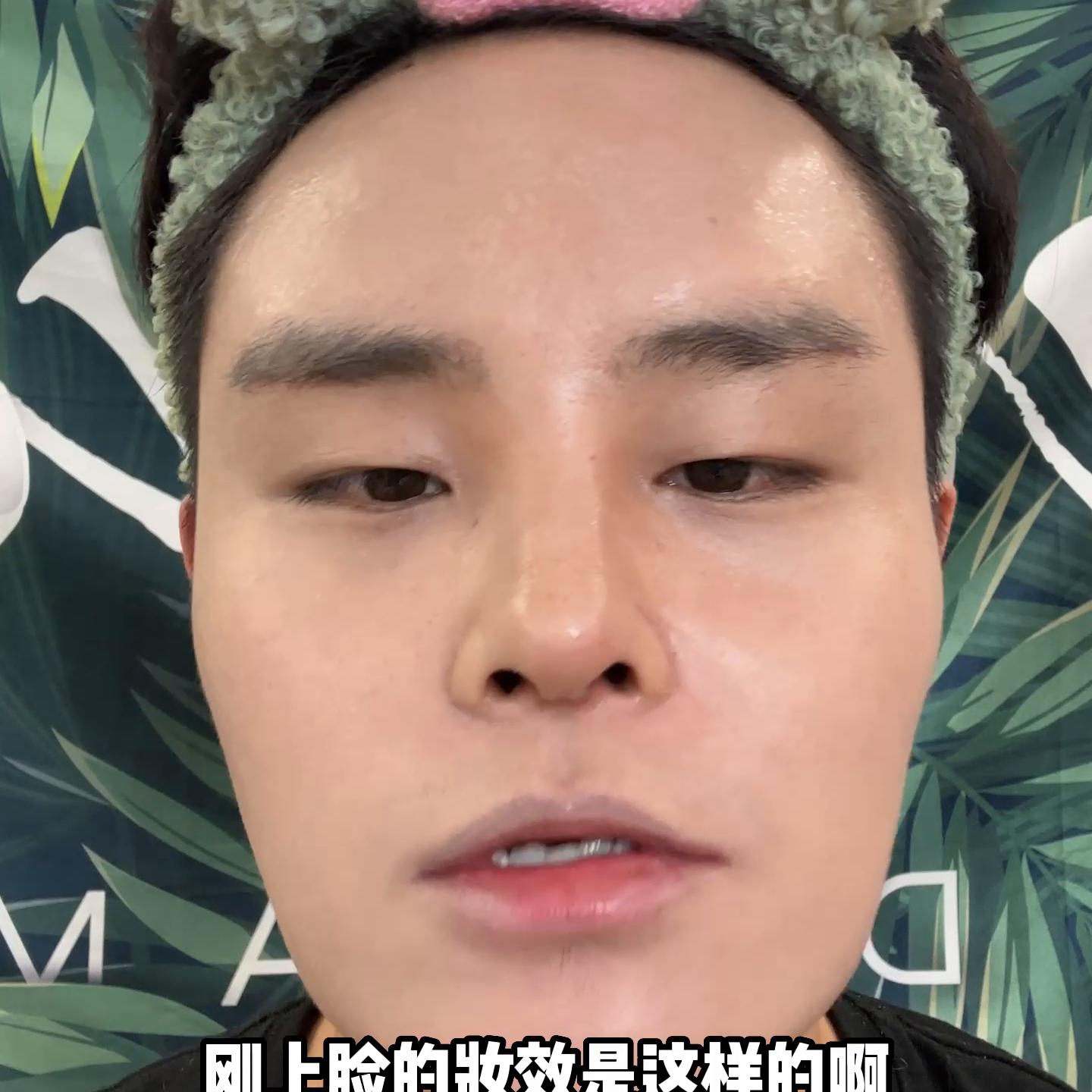 贵妇粉底液雅诗兰黛,雅诗兰黛白金和兰蔻菁纯粉底液