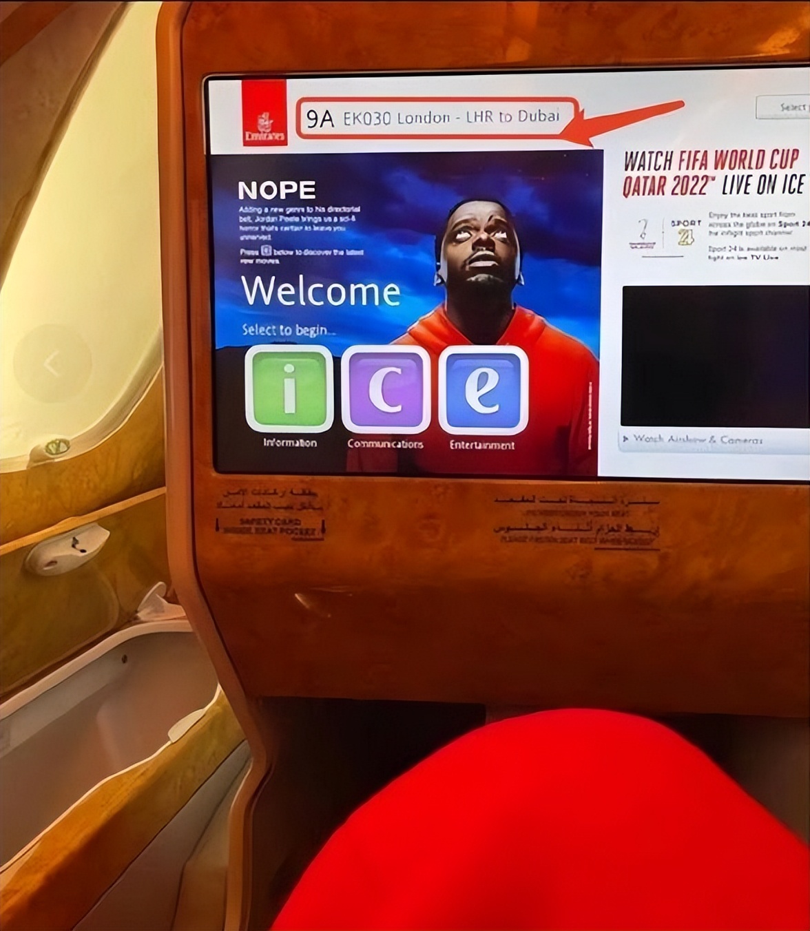 王诗龄李湘王岳伦头等舱,李湘王诗龄机场