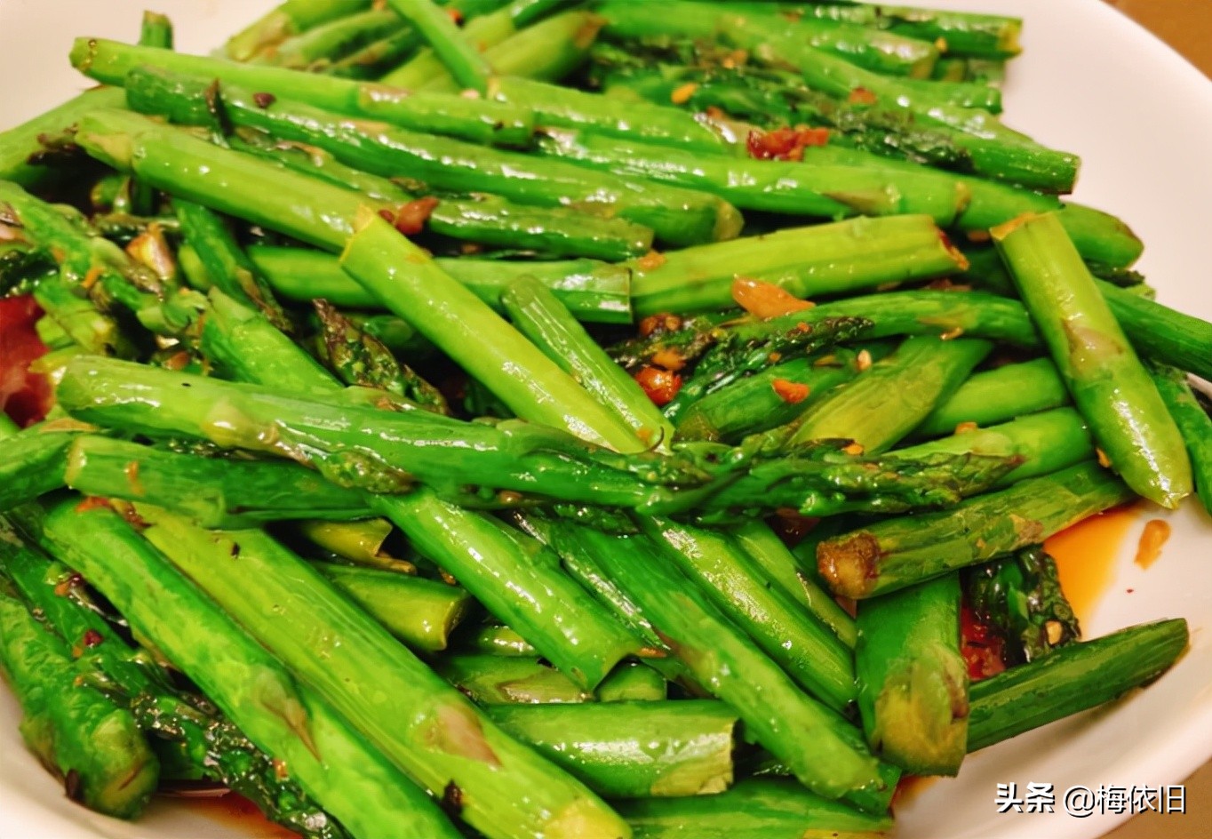 喝酒吃什么下酒菜不伤胃,它是酒精的天敌边吃菜边解酒