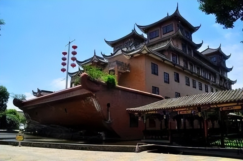 闈掔鏃呮父,鐪夊北闈掔