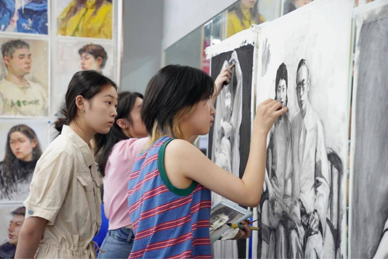 杭州孪生画室和白墙画室哪个好,杭州十大画室最新排名