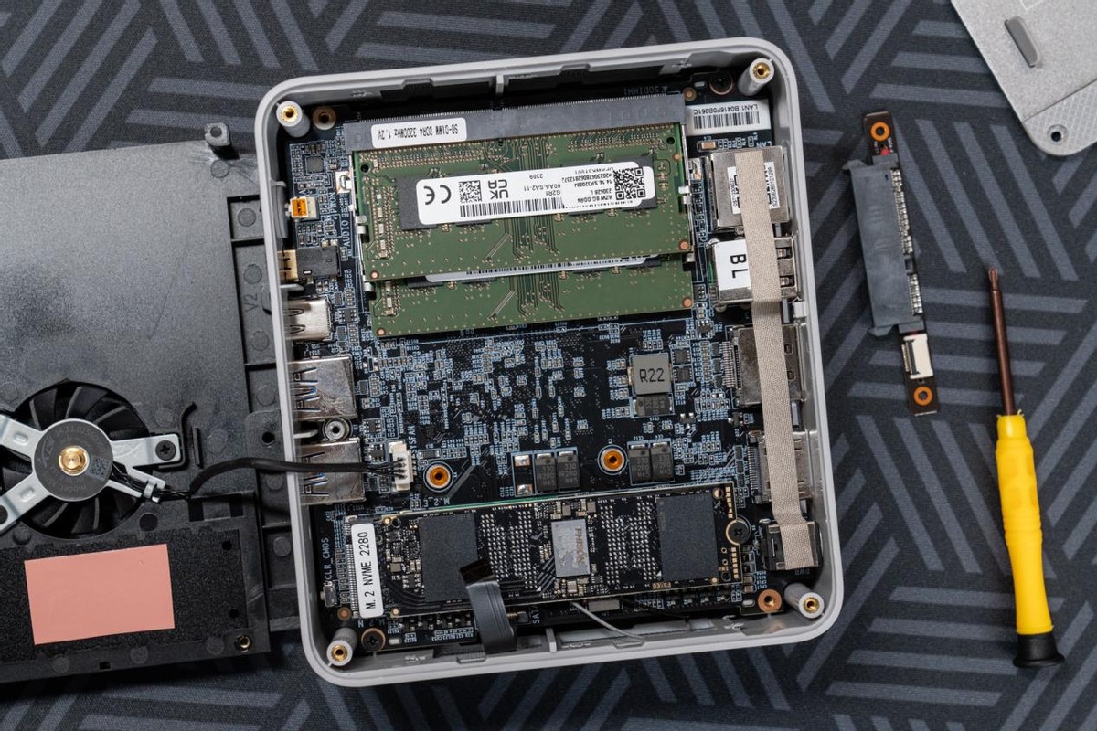 零刻迷你主机ser5max拆解,零刻ser5max迷你主机评测