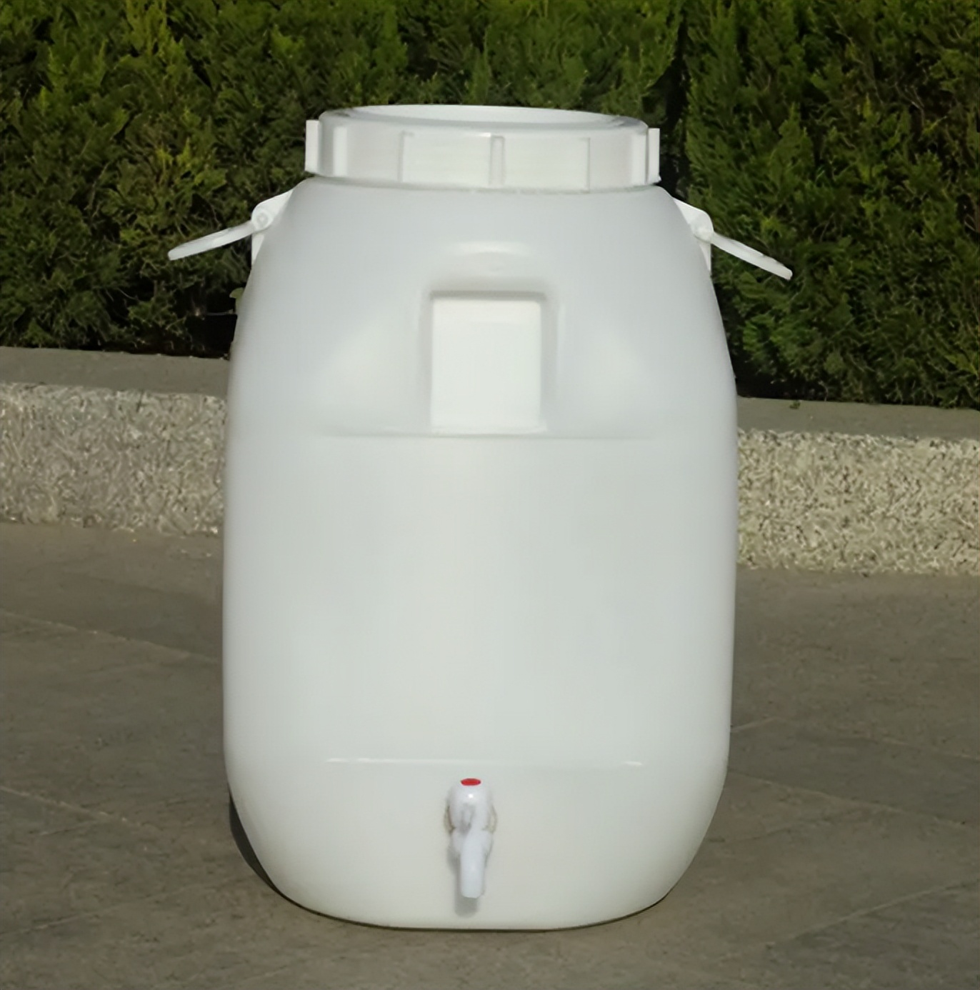 男子喝酒脖子成河马,喝酒喝成河马脖子病