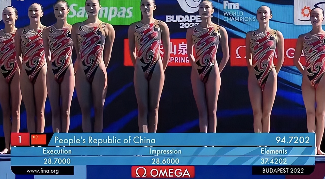 中国队夺得4x100米混合泳接力金牌,4*100米接力中国队夺冠