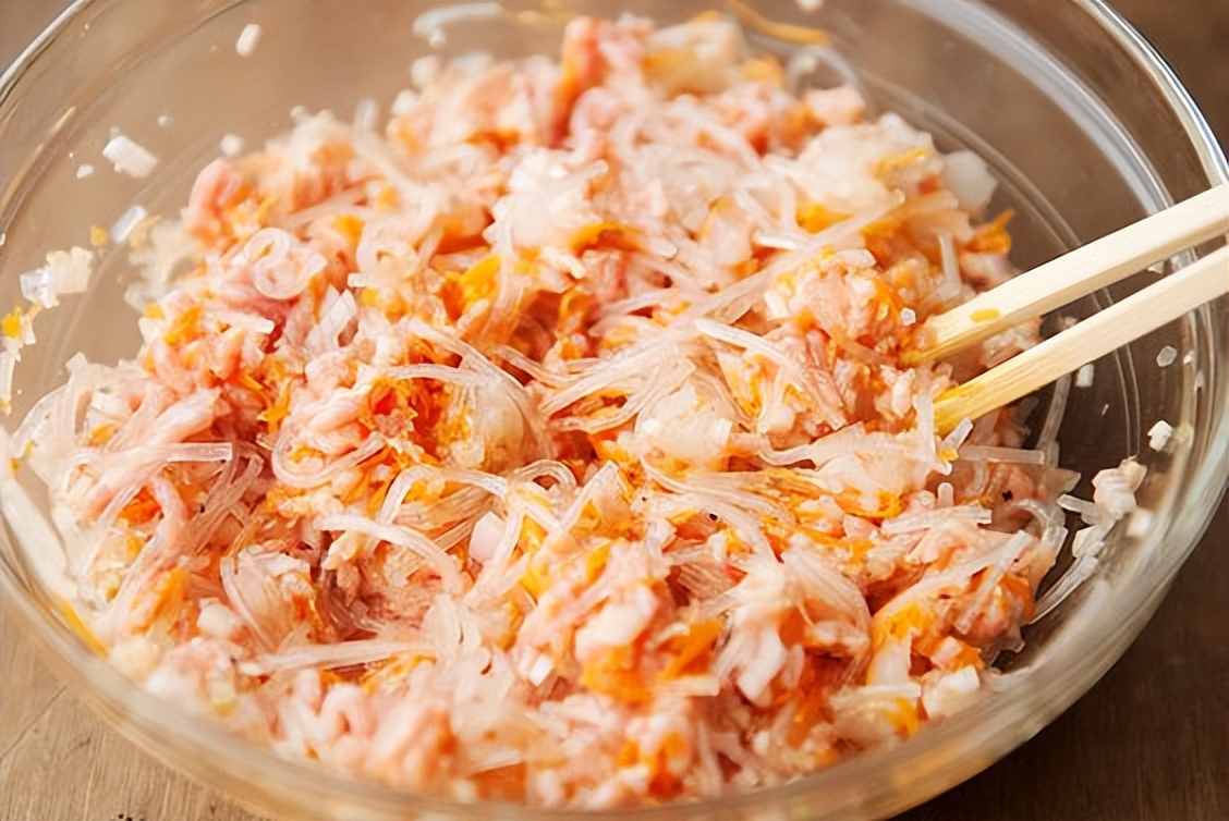 越式香炸春卷,美食推荐炸春卷