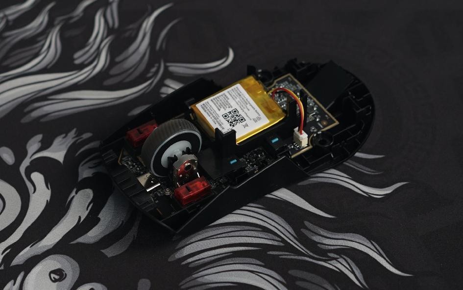 rog月刃无线鼠标aimpoint36k,rog月刃鼠标评测