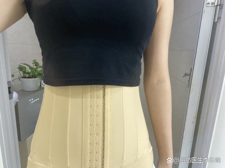 吸脂后皮肤会松弛下垂吗,腹部吸脂后怎么解决皮肤松弛