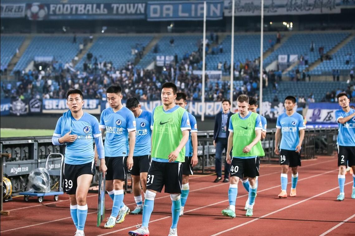 谢晖大连人5:1赢大连,谢晖大连人踢什么阵