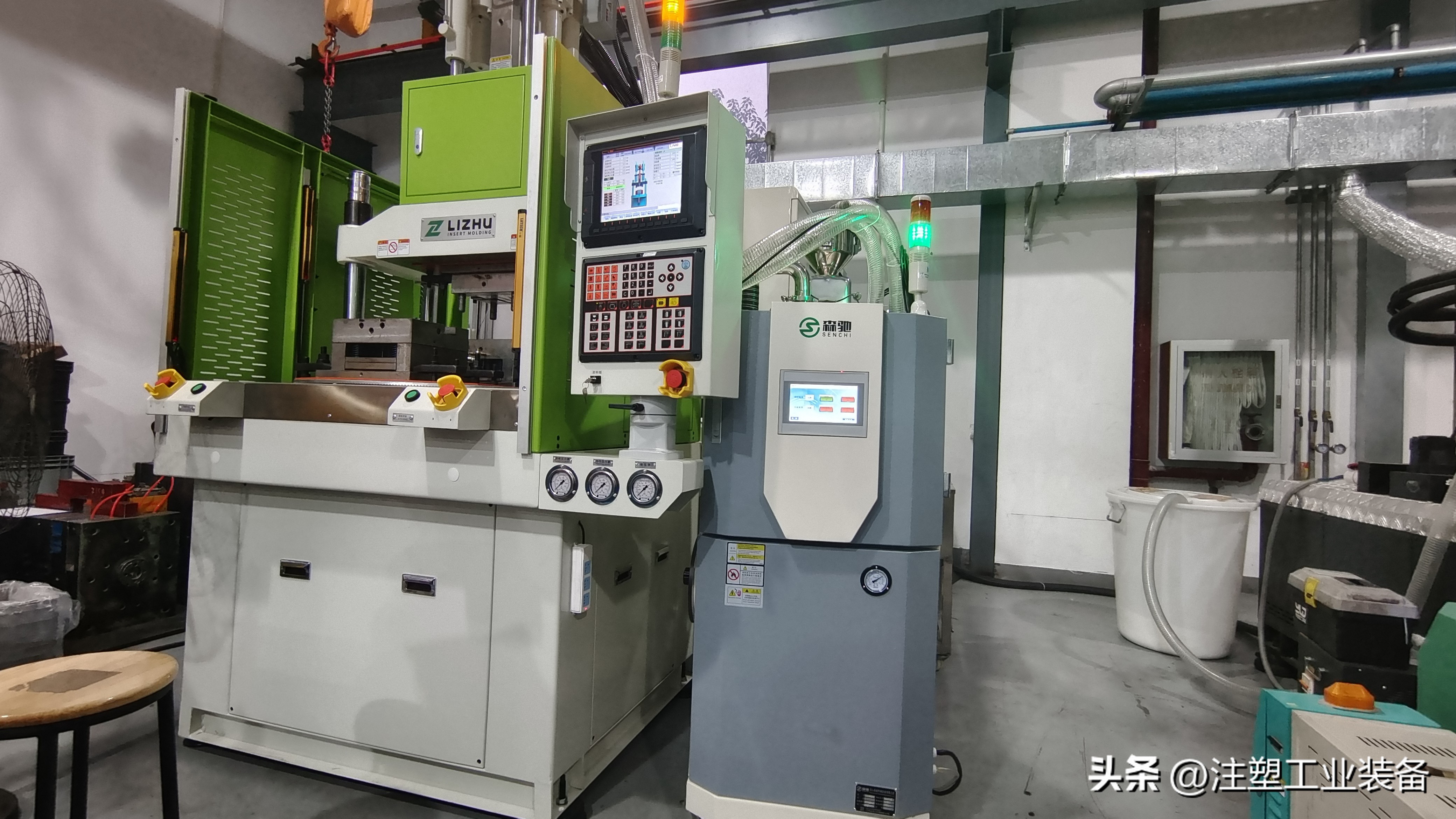 注塑车间除湿机解决方案,注塑真空除湿干燥机