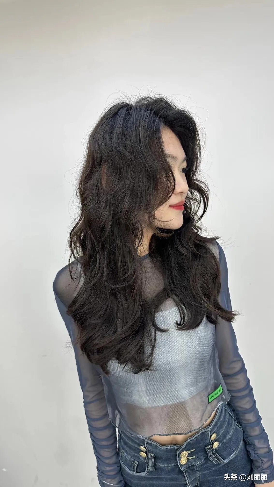 女士发型2020刘海,适合秋冬剪的发型