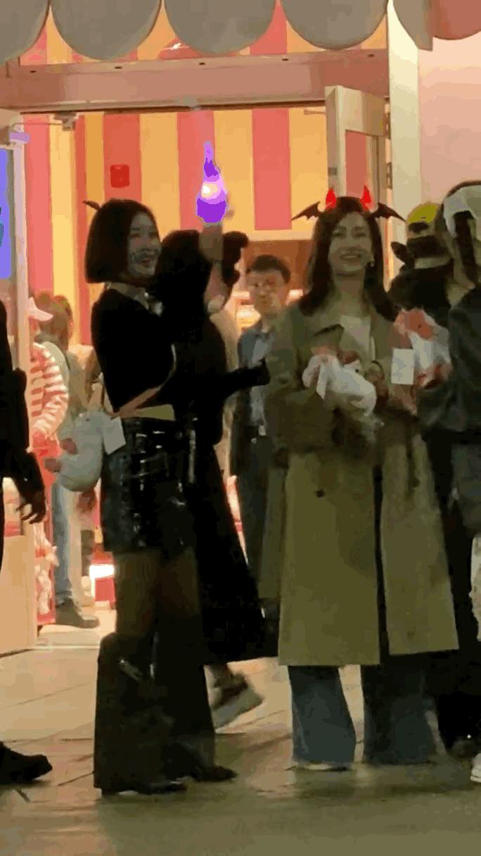 秦岚穿的运动鞋,秦岚穿搭同款花儿与少年鞋