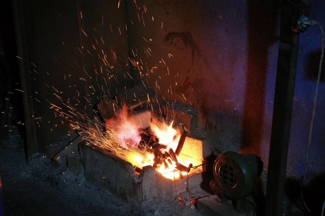 去了这座魔幻的东北烧烤之城，感觉这些年的烧烤都白吃了