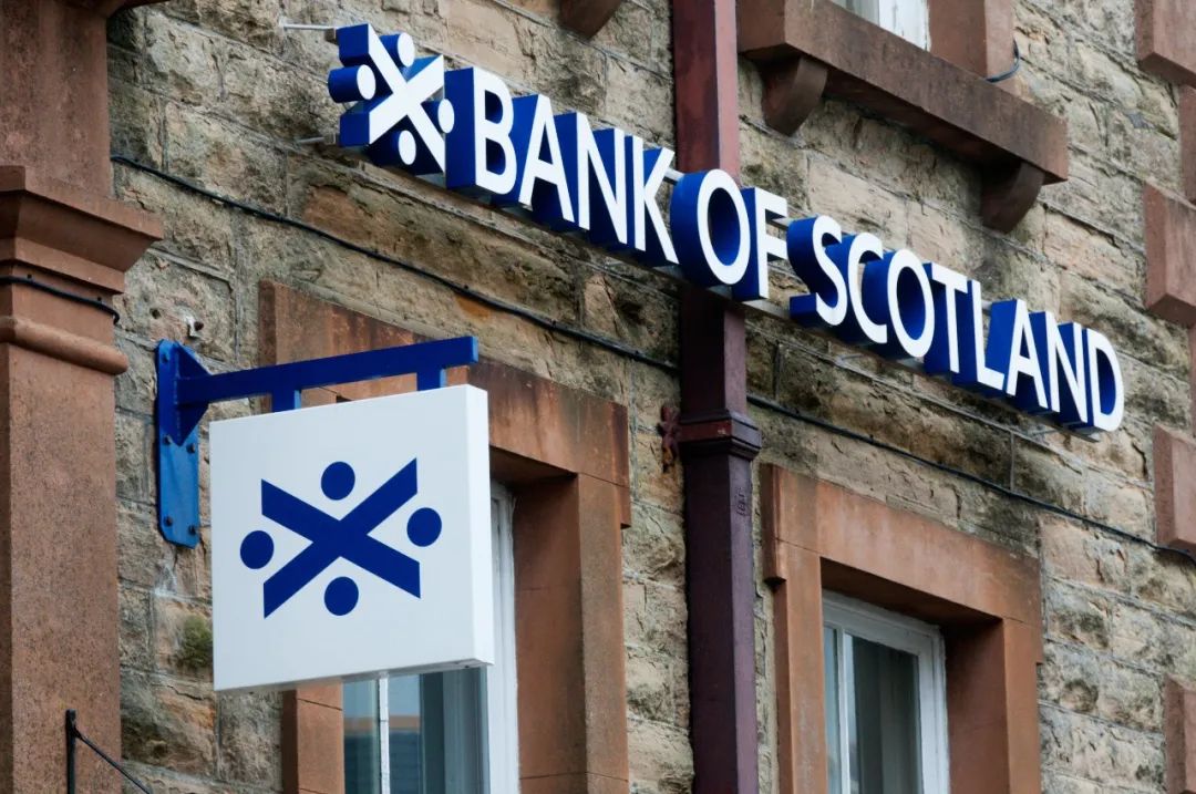 monzo银行卡申请攻略,英国银行选择及开户指南