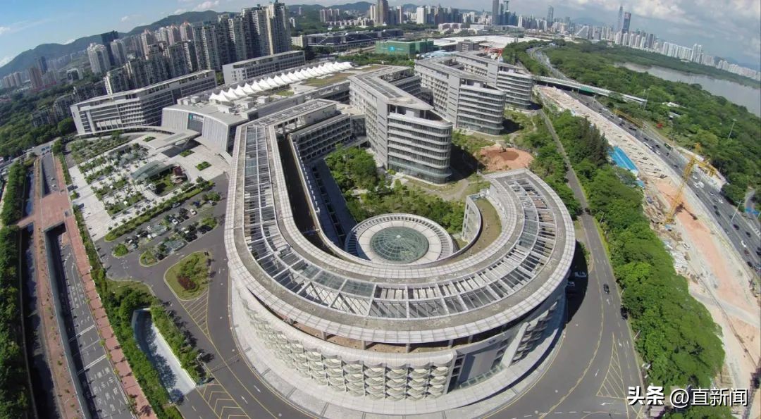 深港十年医疗“过河”路听听他怎么说