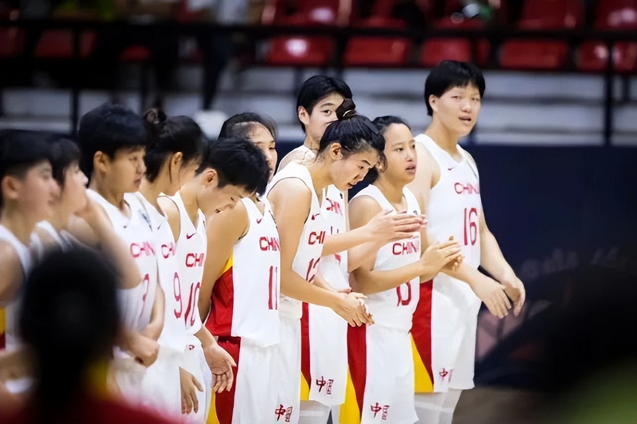 米利克绝杀被吹红牌罚下,早报拜仁8-0血洗沙尔克