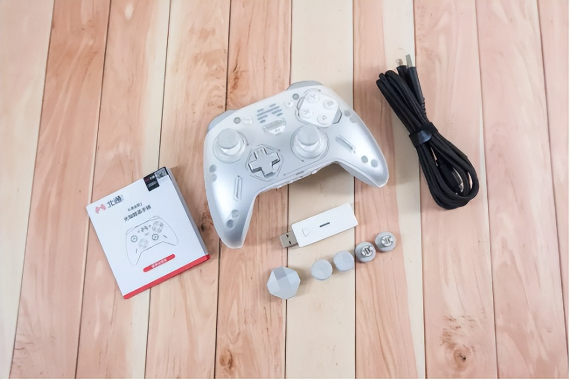 北通宙斯2精英手柄介绍,北通宙斯2光轴精英游戏手柄