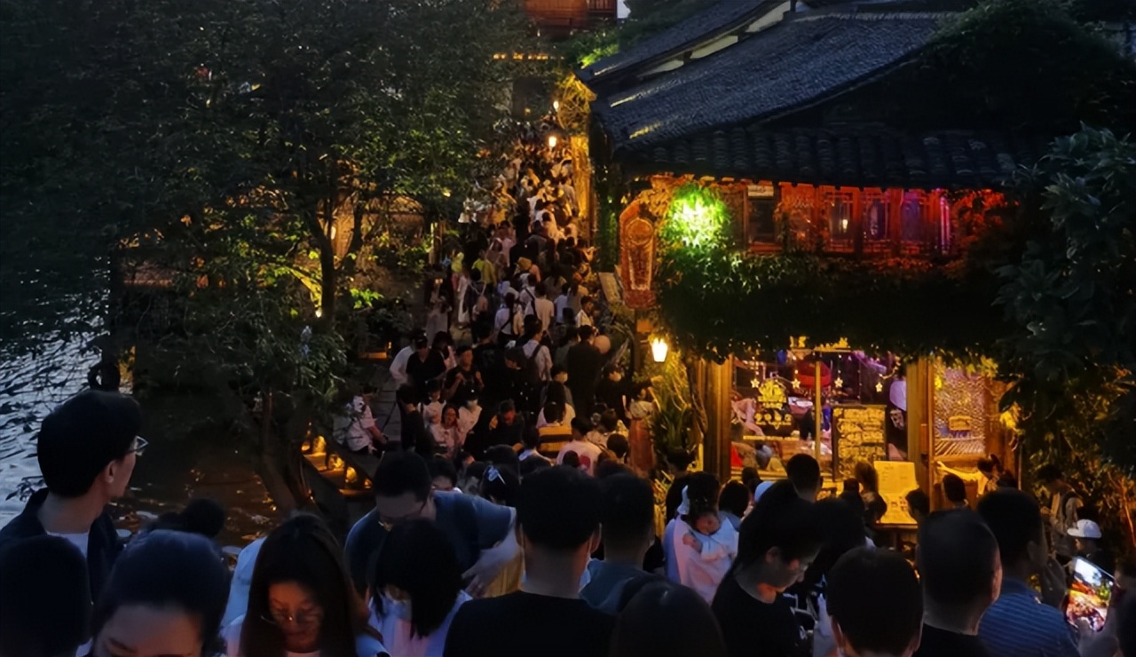 十一长假早已不像你想象中的图片,十一长假壮观景象