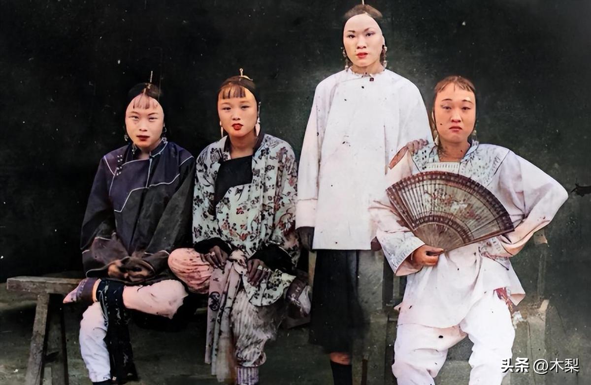 【晚清*楼青**秘史】*楼青**女媚态撩心，丰乳肥臀，风情再现！