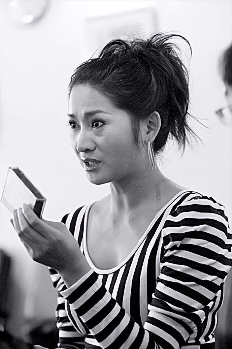 这几年娱乐圈丑闻有哪些,近几年来娱乐圈丑闻