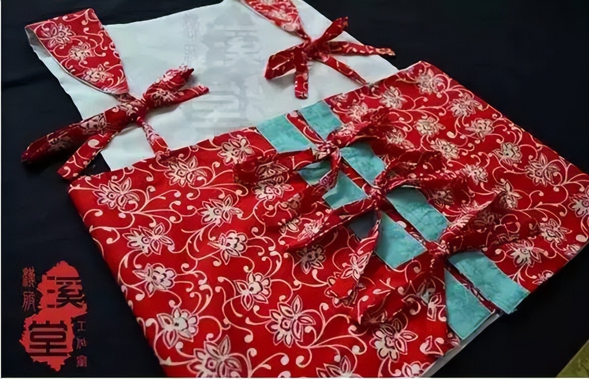 中外内衣发展史简述,内衣的演化