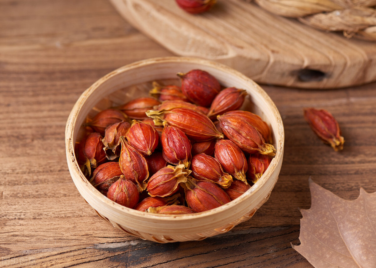 手脚冰凉还易上火中医辨证论治,反复发烧手脚冰凉怎么推拿