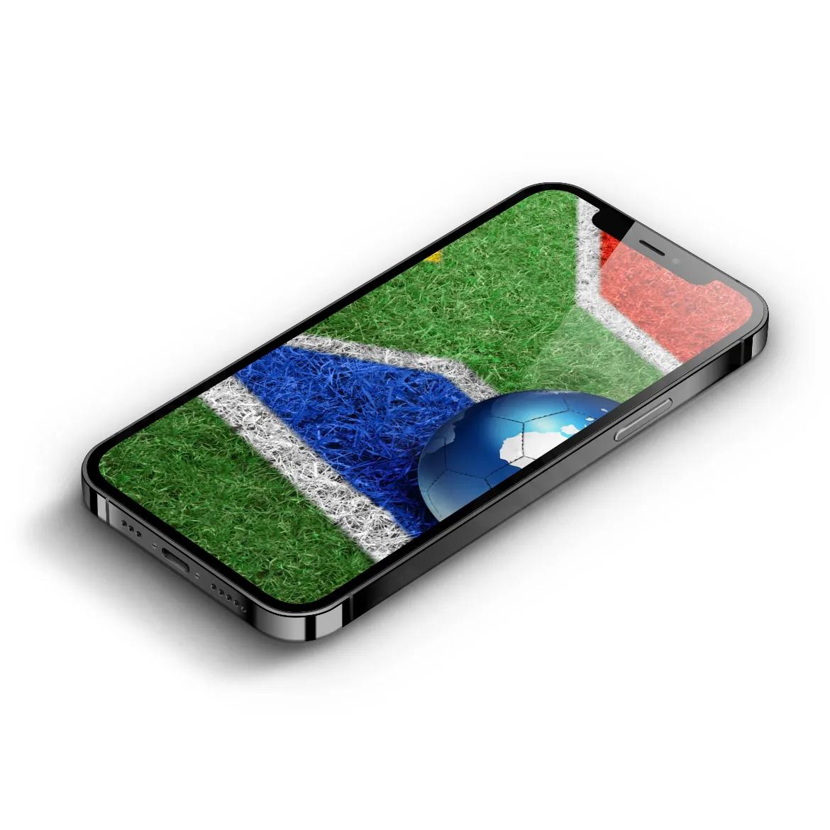 手机壁纸有关足球,皇马球衣队徽壁纸