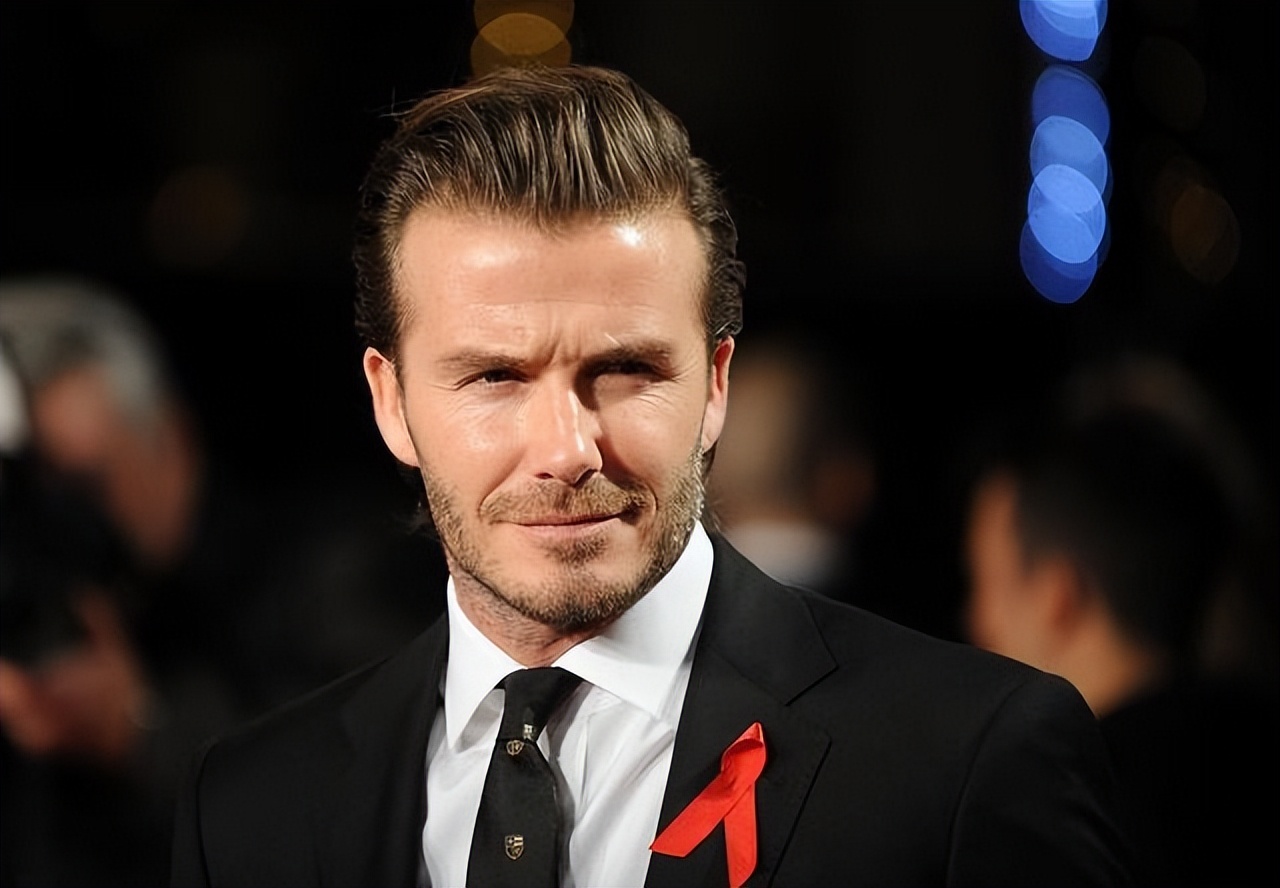 贝克汉姆47米,贝克汉姆小7多大