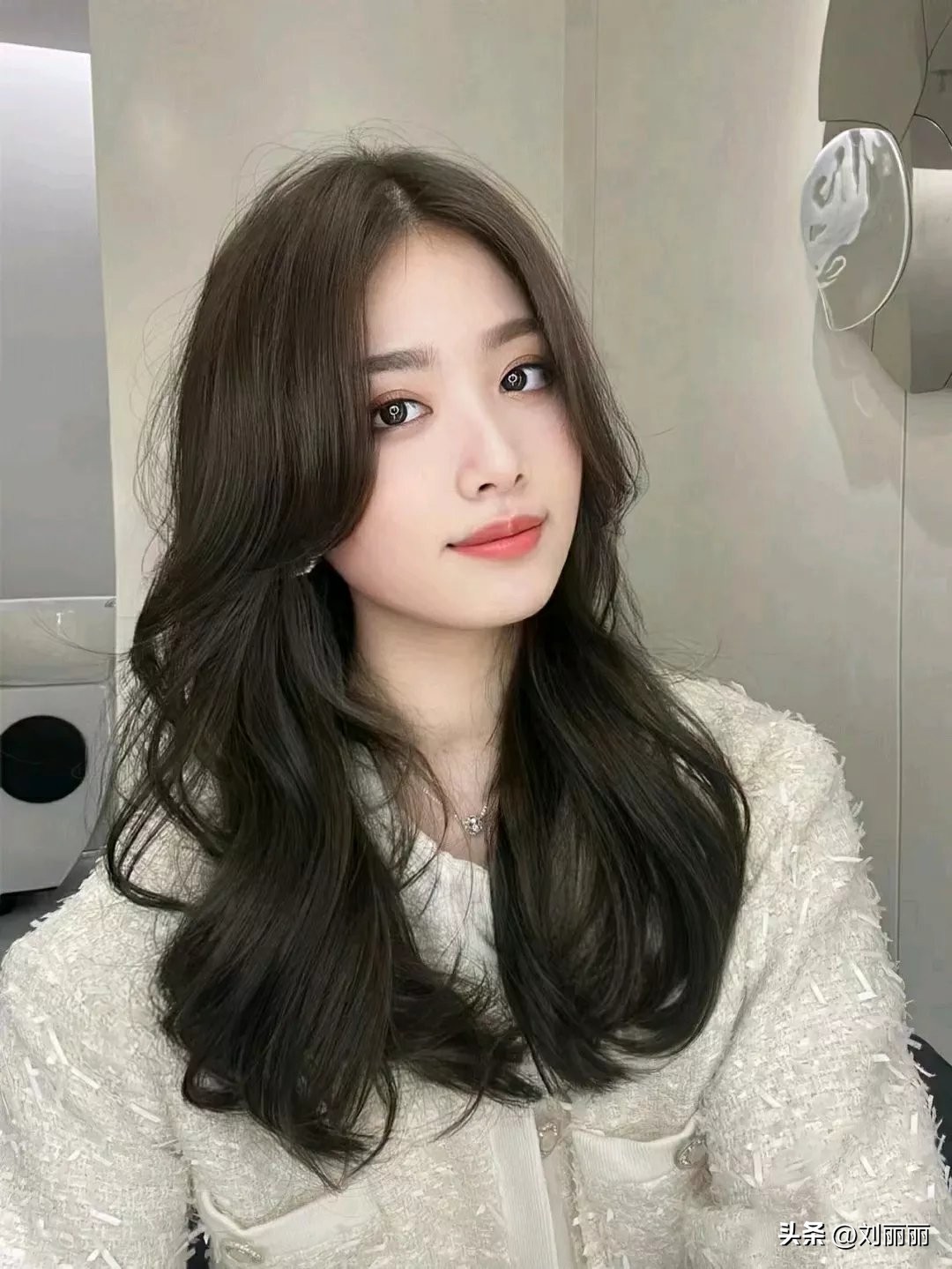 适合菱形脸锁骨纹理烫女免打理,纹理烫短发减龄发型图片