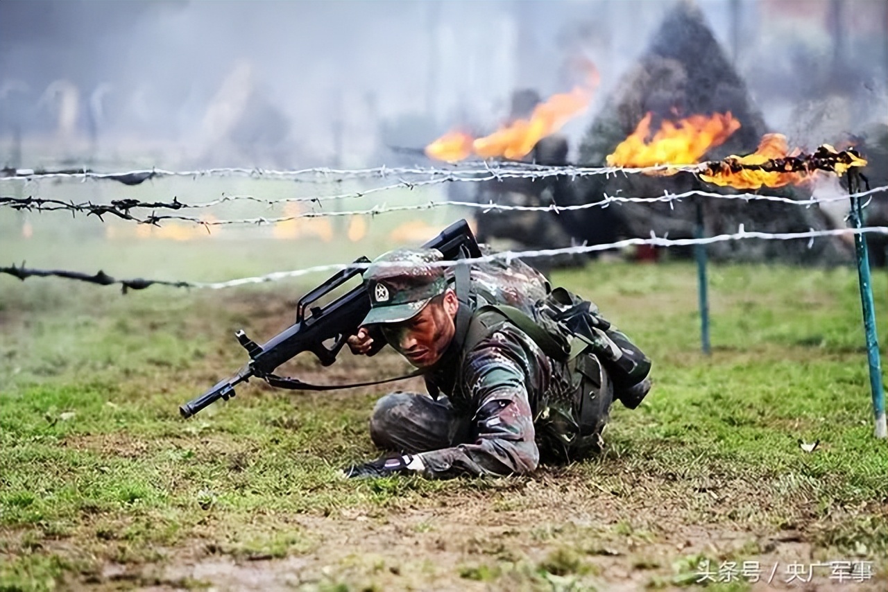 【起床号】4月1日，早安！歌曲《追梦赤子心》