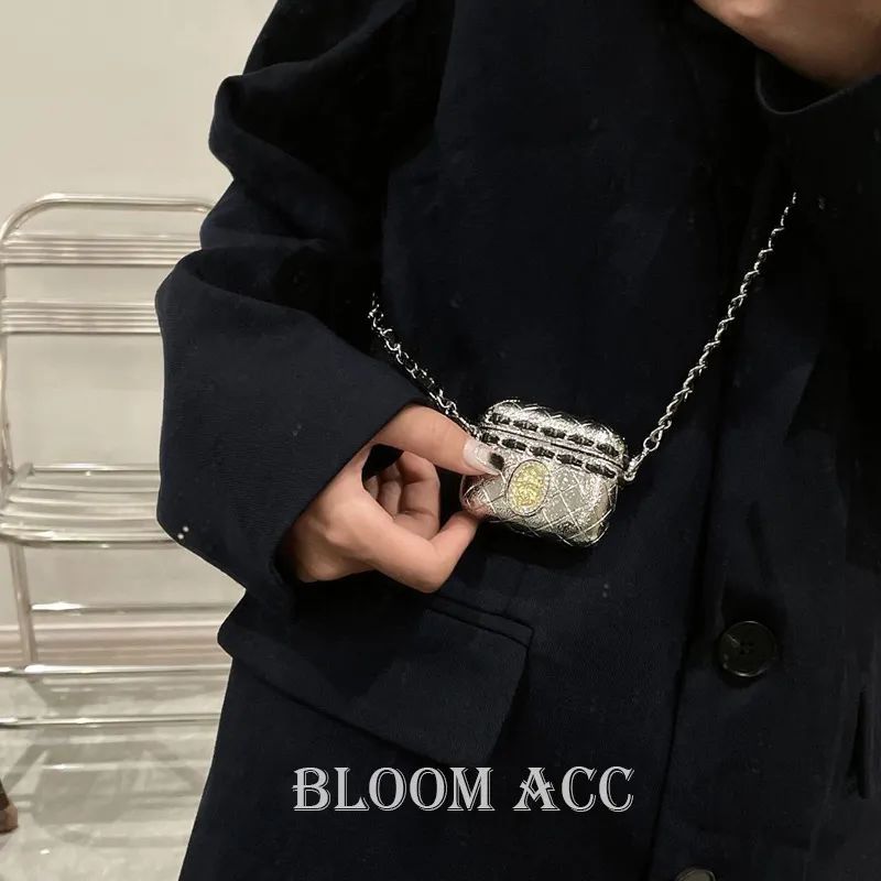 突袭明星翻包,女明星突袭各种现场