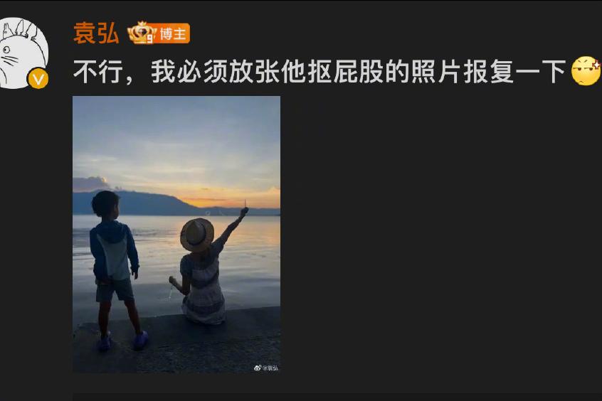 袁弘晒儿子送的礼物,袁弘给父亲生日礼物