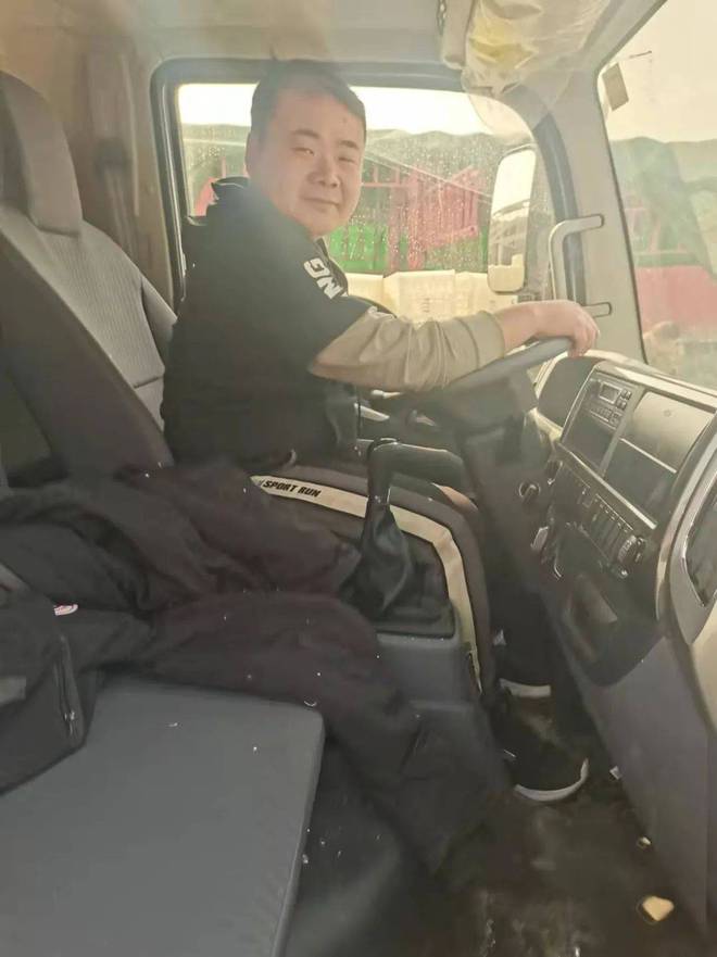 卡友90后,90后卡友在路上