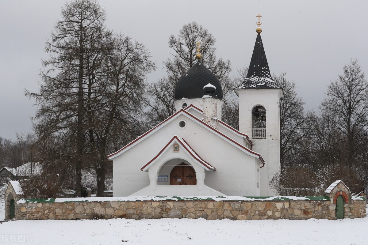 你善于适度认怂，有时候能避免*麻大**烦，职场之路走得更顺