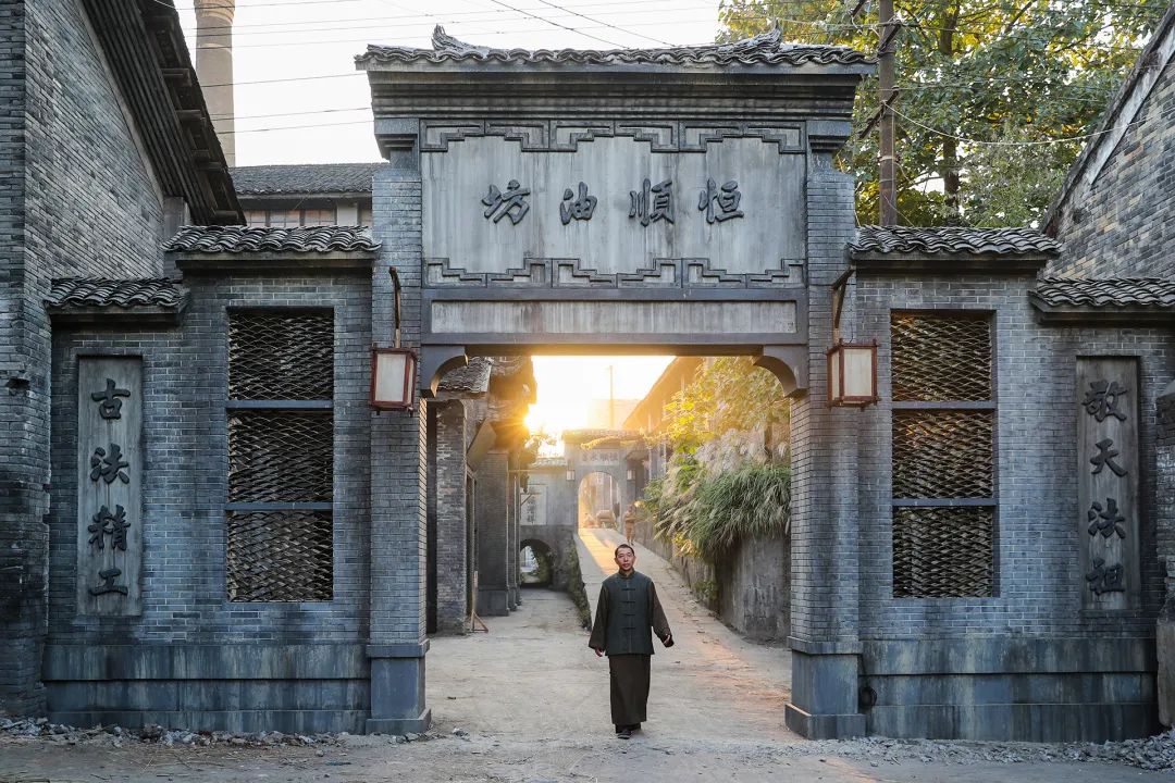 鍘嗗彶涓婇粍閲戠殑鍓嶄笘浠婄敓,榛勯噾姘撮亾鍘嗗彶浜ゆ槗鏁版嵁