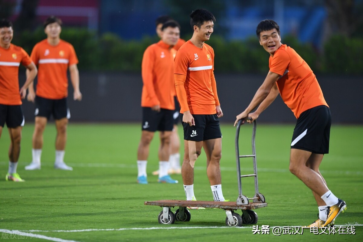 李金羽精彩进球,李金羽攻进联赛第100球