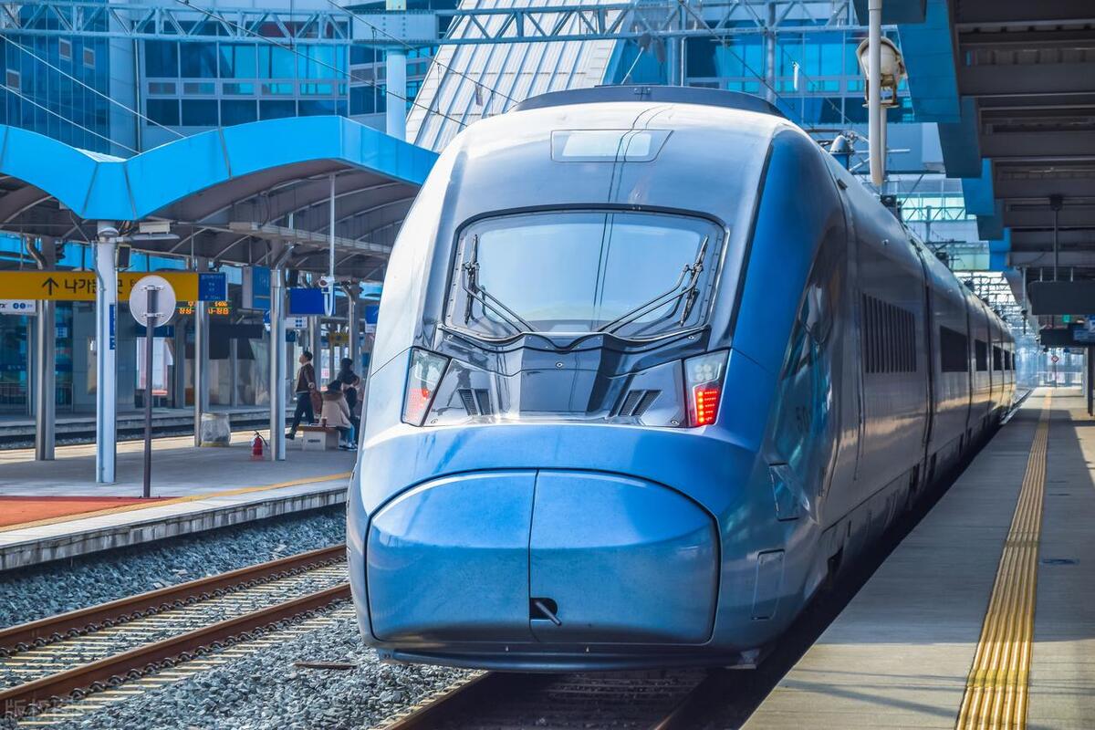 铁路各种工种介绍,铁路上一般都需要什么样的工种