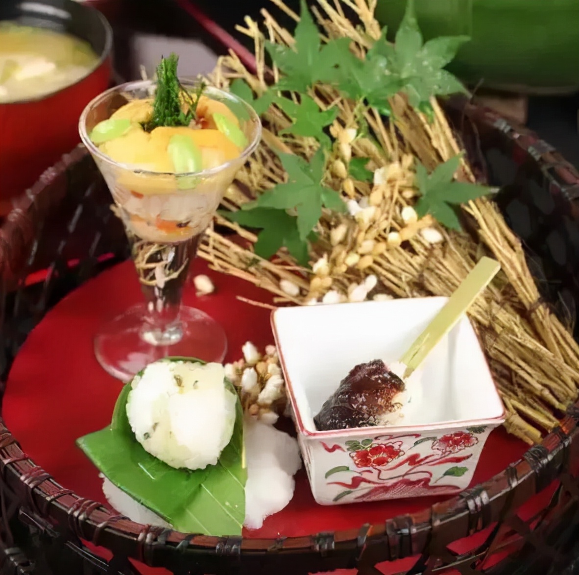 从濒临倒闭到日本顶级料理，百年老店的商业模式转型之道