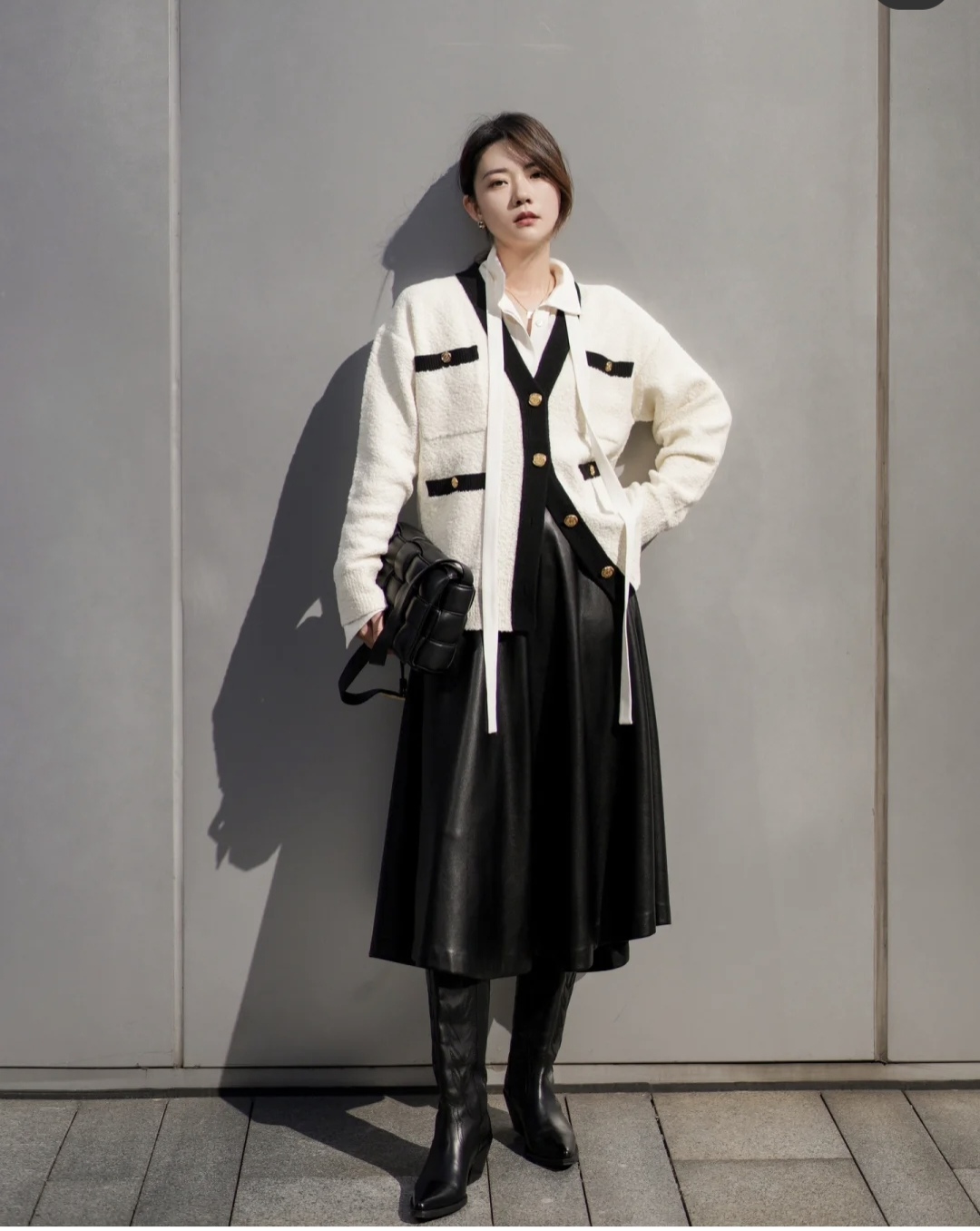 小香风半身裙怎么穿出高级感,小香风半身裙中长款搭配