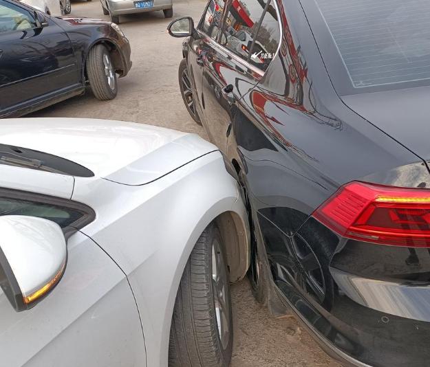 车辆被剐蹭怎么处理好,车辆被别人轻微剐蹭怎么处理