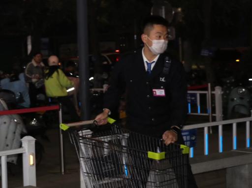 胖东来家乐福沃尔玛,胖东来为什么被称为神仙超市