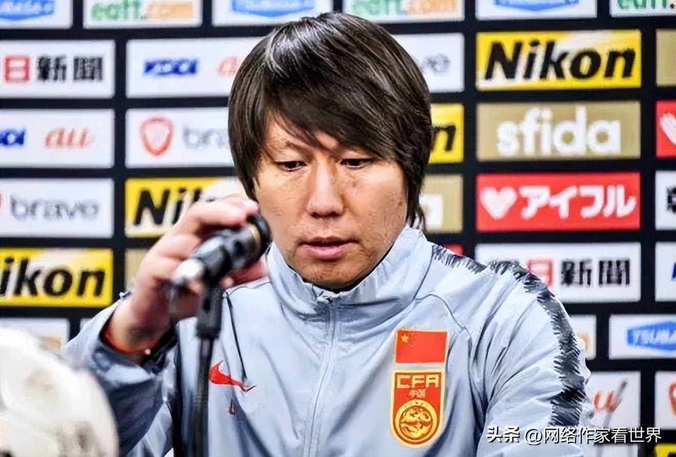 足坛风暴：高层落马，主教李铁被抓，涉案资金上亿，足协下封口令