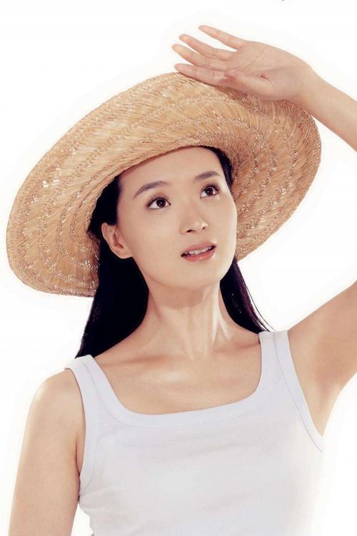 初见“灵气逼人”，再见“皱纹丛生”，王艳昙花一现背后有何辛酸