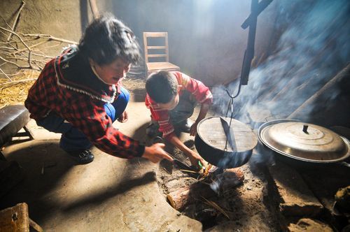 六桂福董事长全家照片,六桂福的起家历史